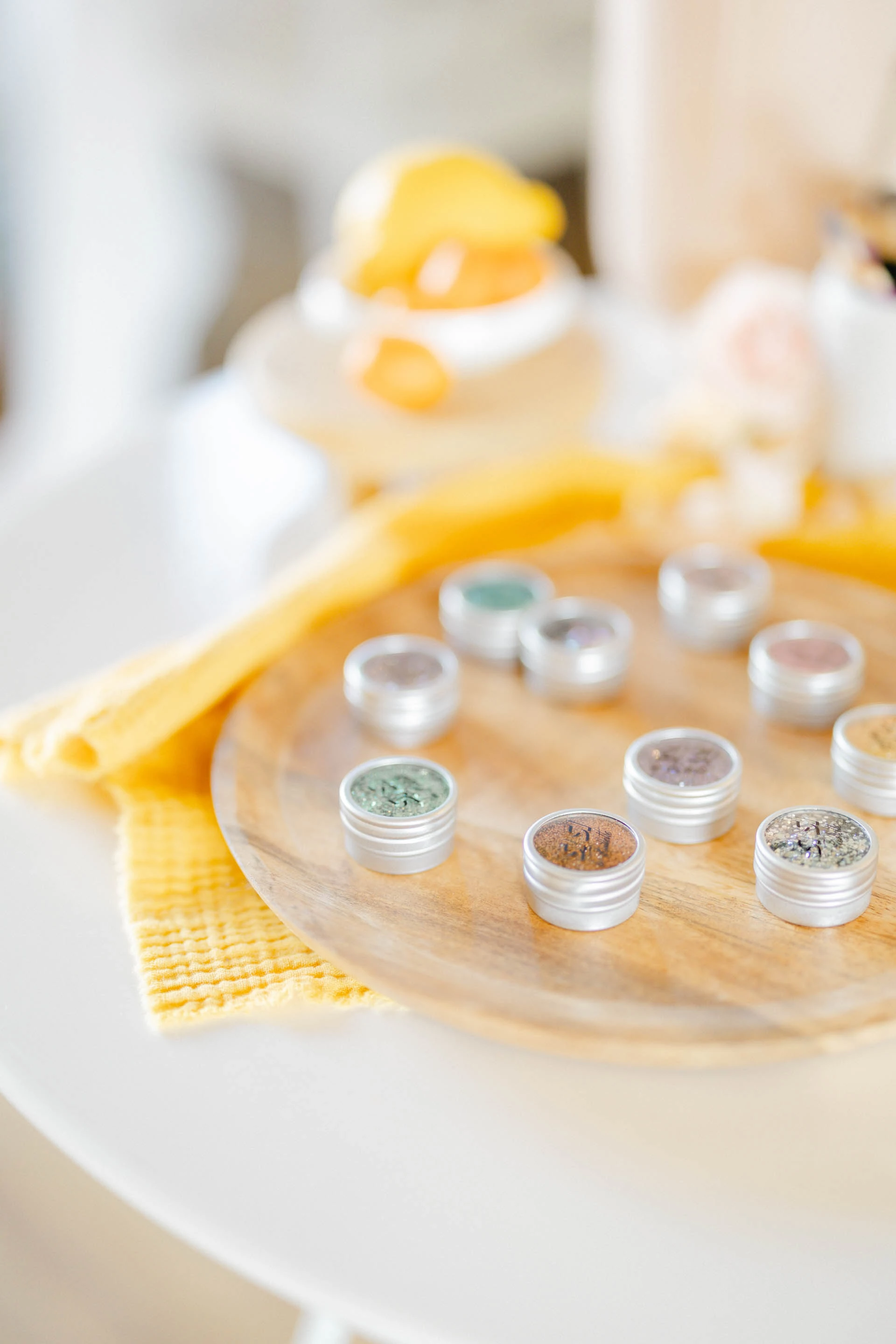 vaisselle nourriture orange rose gris